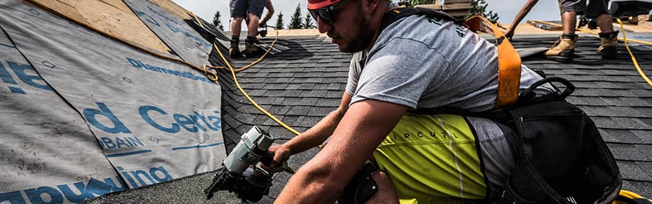 Quebec commercial roof renovation